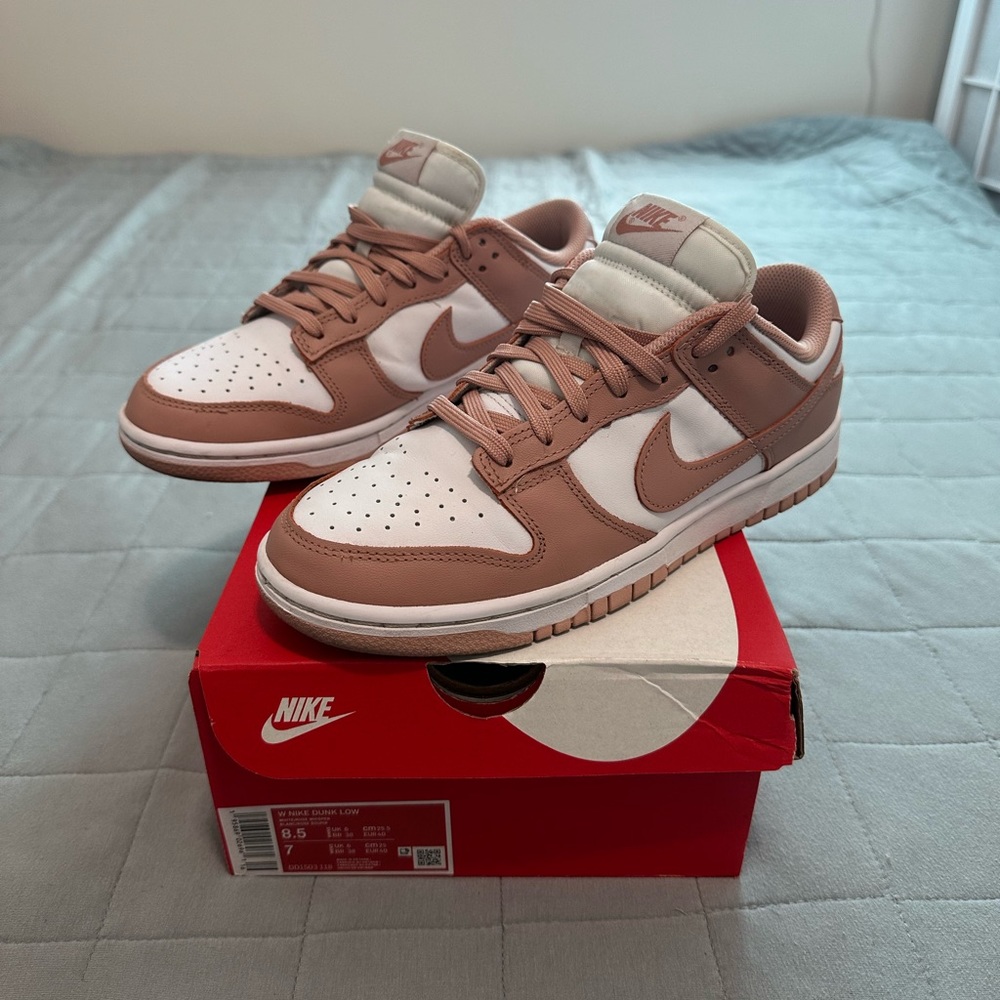 Nike Dunk Low Rose Whisper